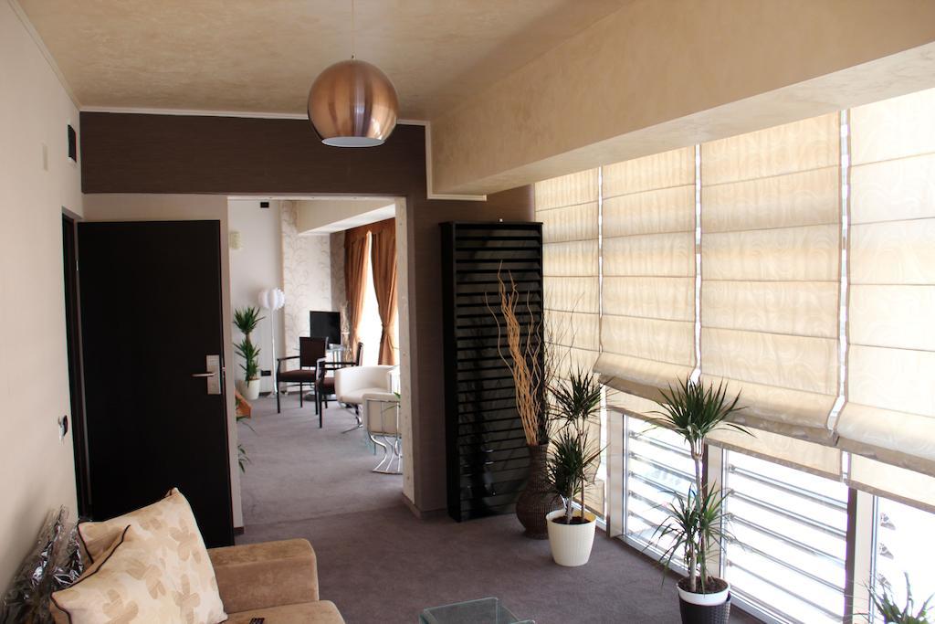 Enigma Pension Târgu Jiu Kamer foto
