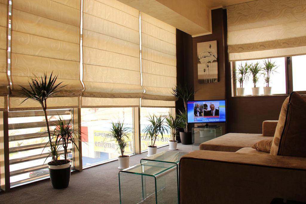Enigma Pension Târgu Jiu Kamer foto